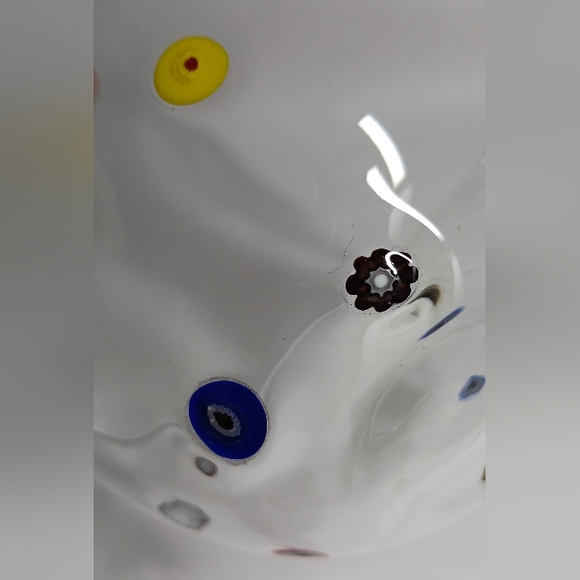 Glass flower bowl by Design Society - Picture 6 of 7